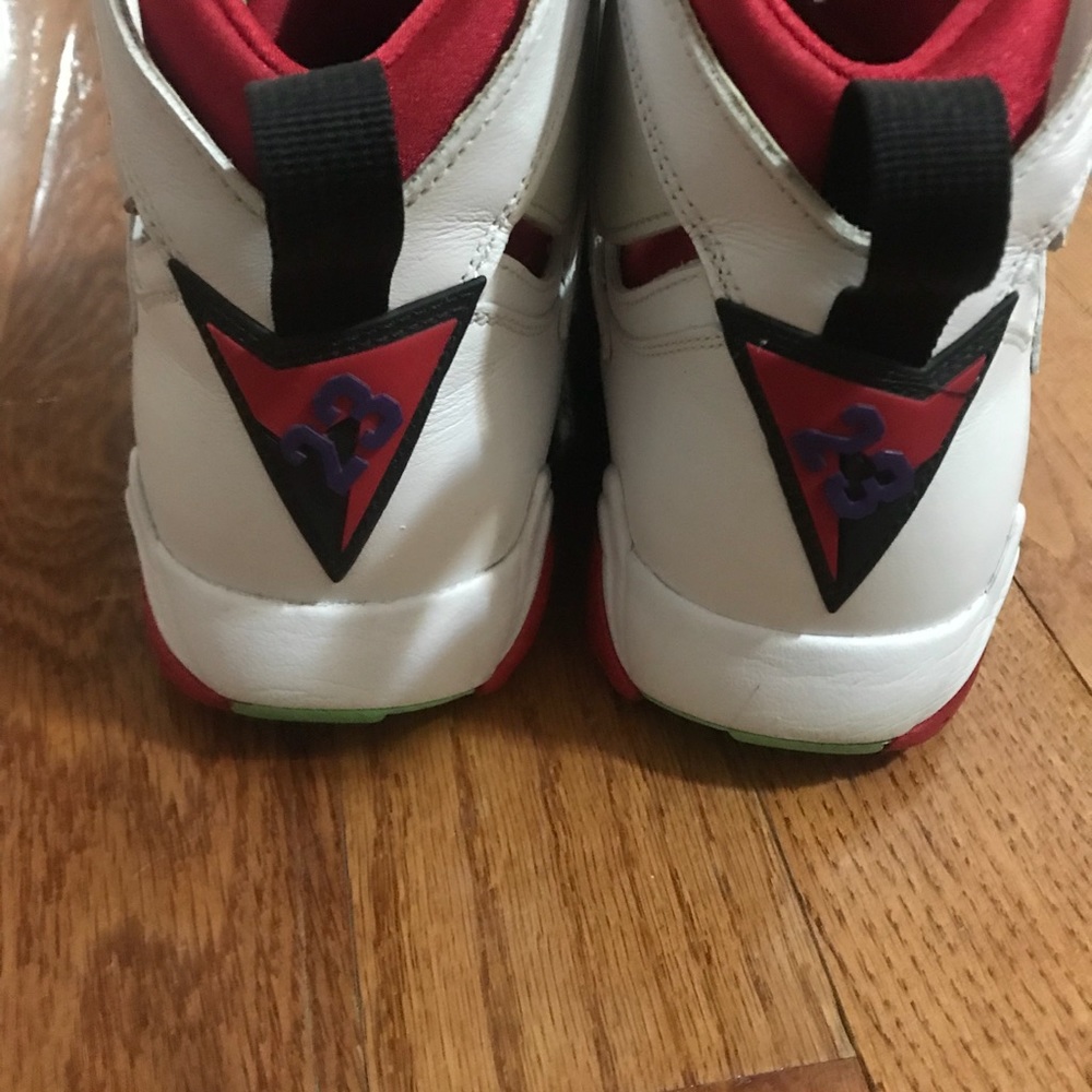 BOTH Retro 7 Hare and Retro 1’s